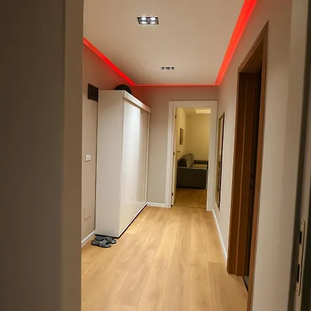 Bllok: Cozy Stay, 24/7 Self Check-in * 地拉那