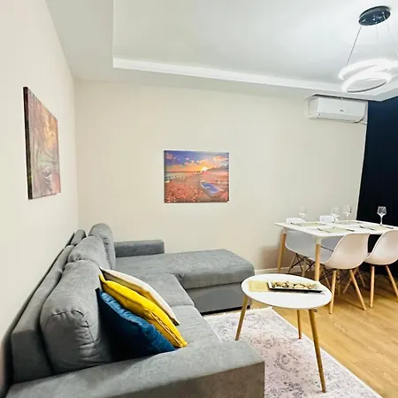 Apartment Bllok: Cozy Stay, 24/7 Self Check-in