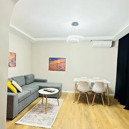 Bllok: Cozy Stay, 24/7 Self Check-in *