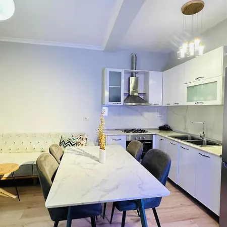 Bllok: Cozy Stay, 24/7 Self Check-in *