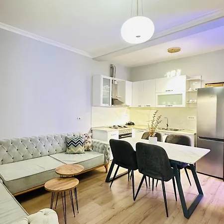 Bllok: Cozy Stay, 24/7 Self Check-in *