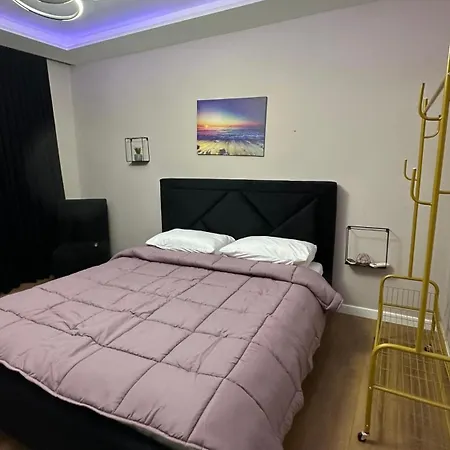 Apartament Bllok: Cozy Stay, 24/7 Self Check-in