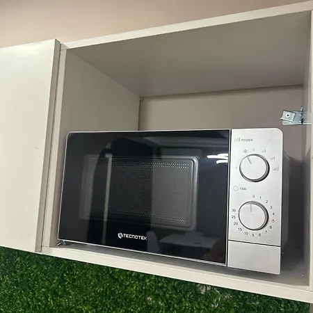 Bllok: Cozy Stay, 24/7 Self Check-in Tirana