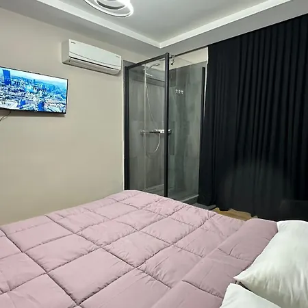 Bllok: Cozy Stay, 24/7 Self Check-in Apartment *